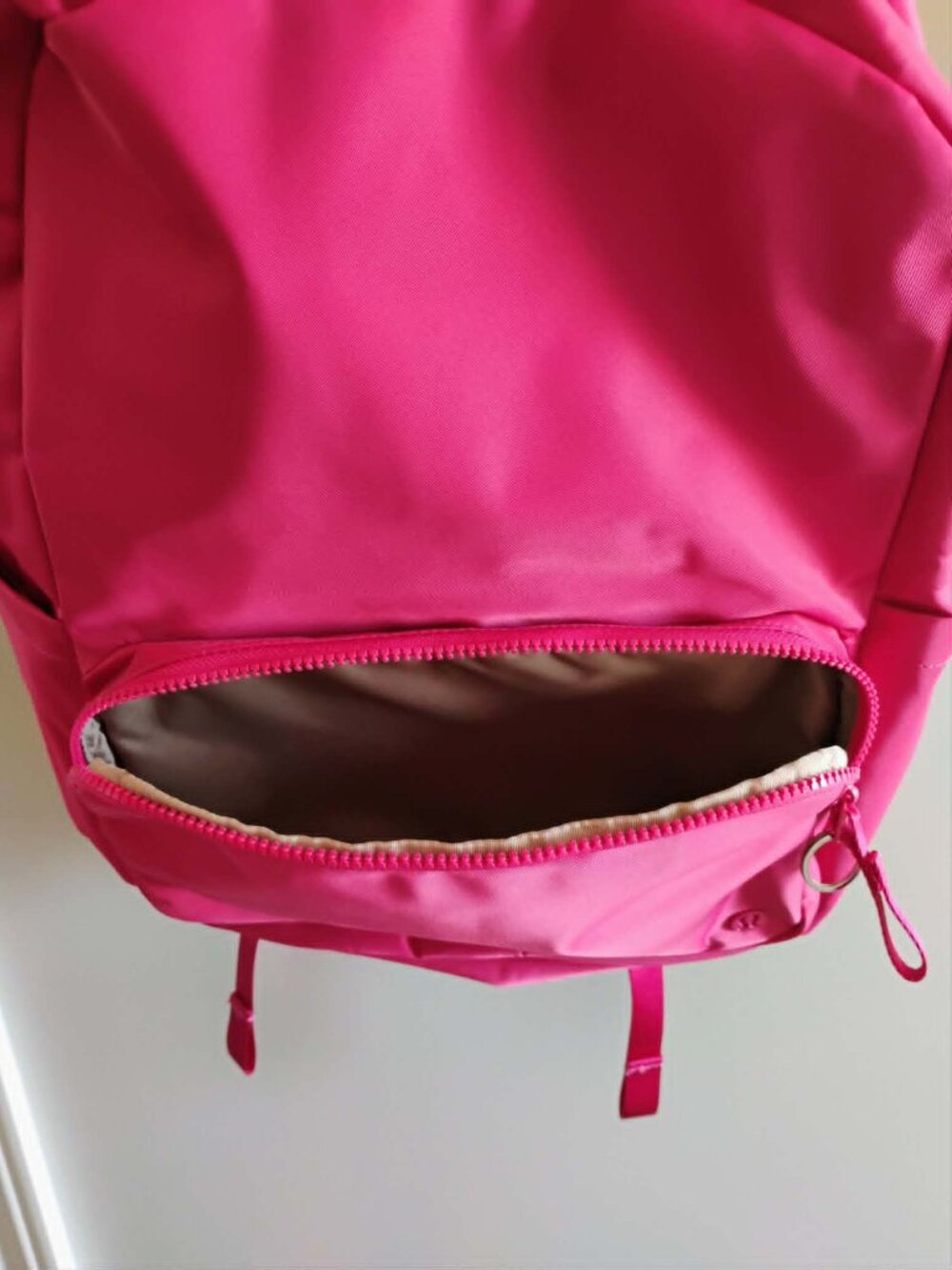 Lululemon Everywhere Backpack 22L in "Raspberry Coulis" - Picture 9 of 10